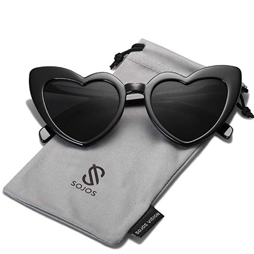 Black cat heart-shaped sunglasses
